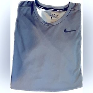 Men’s Nike Dri-Fit Short Sleeve Shirt